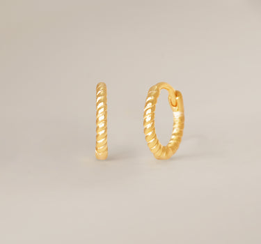 Cable Huggie Hoops