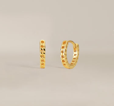 Thin Chain Huggie Hoop