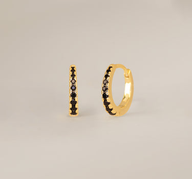 Black Onyx Tapered Huggie Hoop