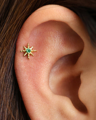 Emerald Starburst Flat Back Labret 